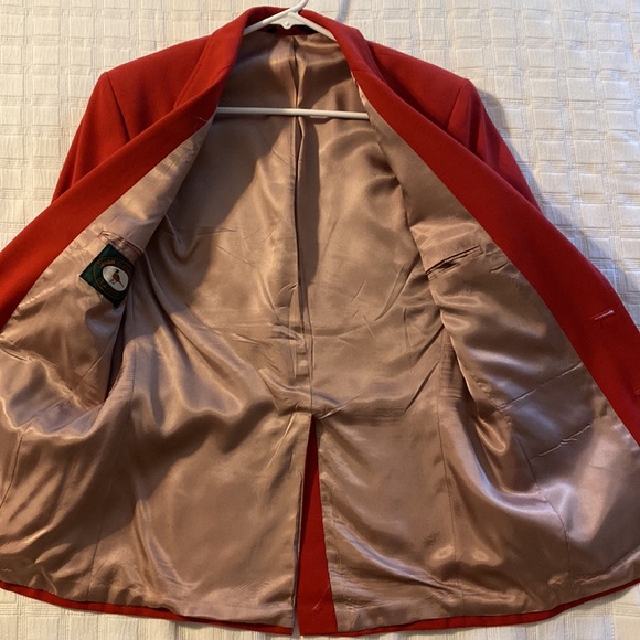 Blazer - Picture 5 of 6